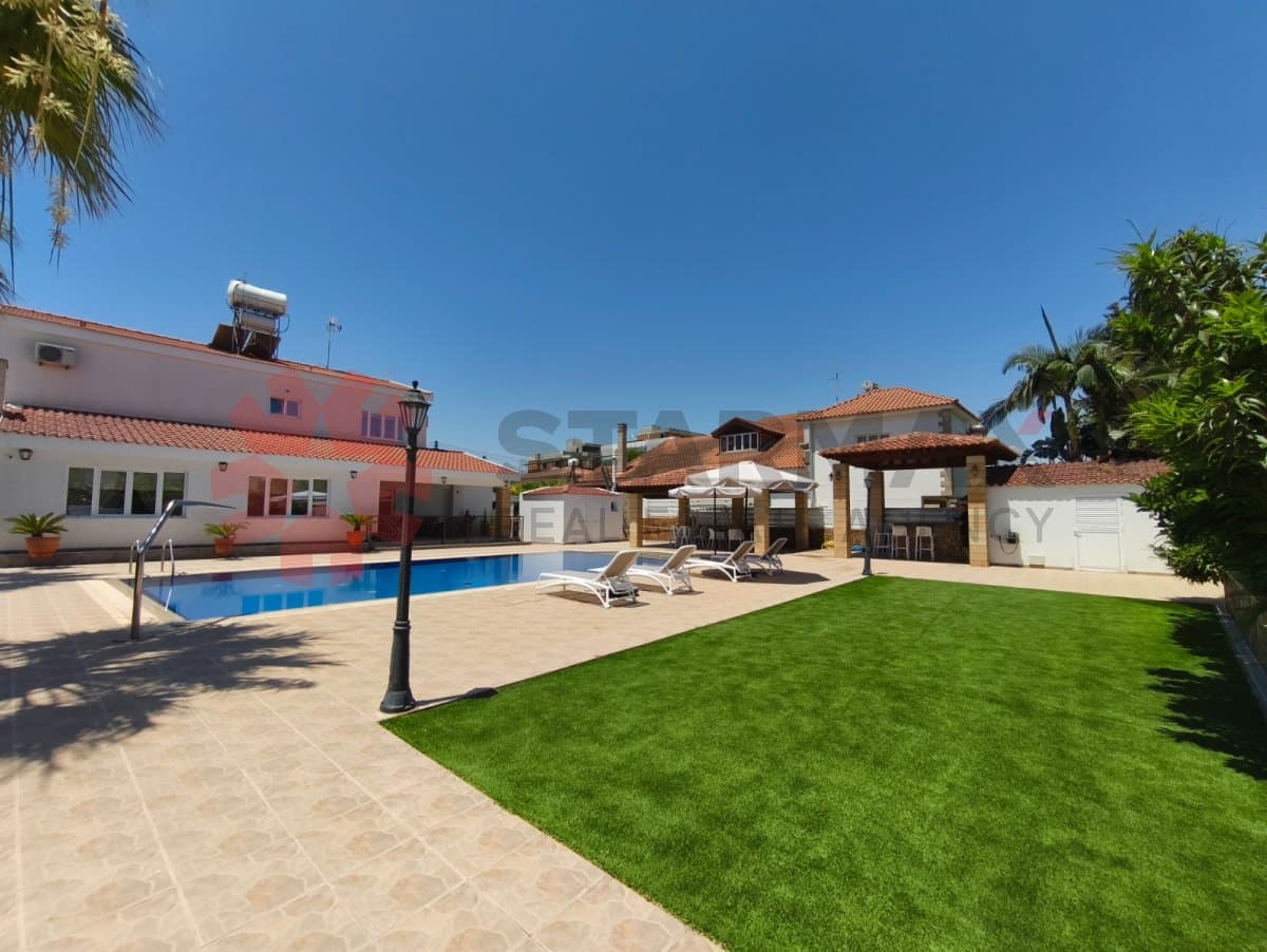 Luxury 5 Bedroom Villa for Sale in Aradippou, Larnaca