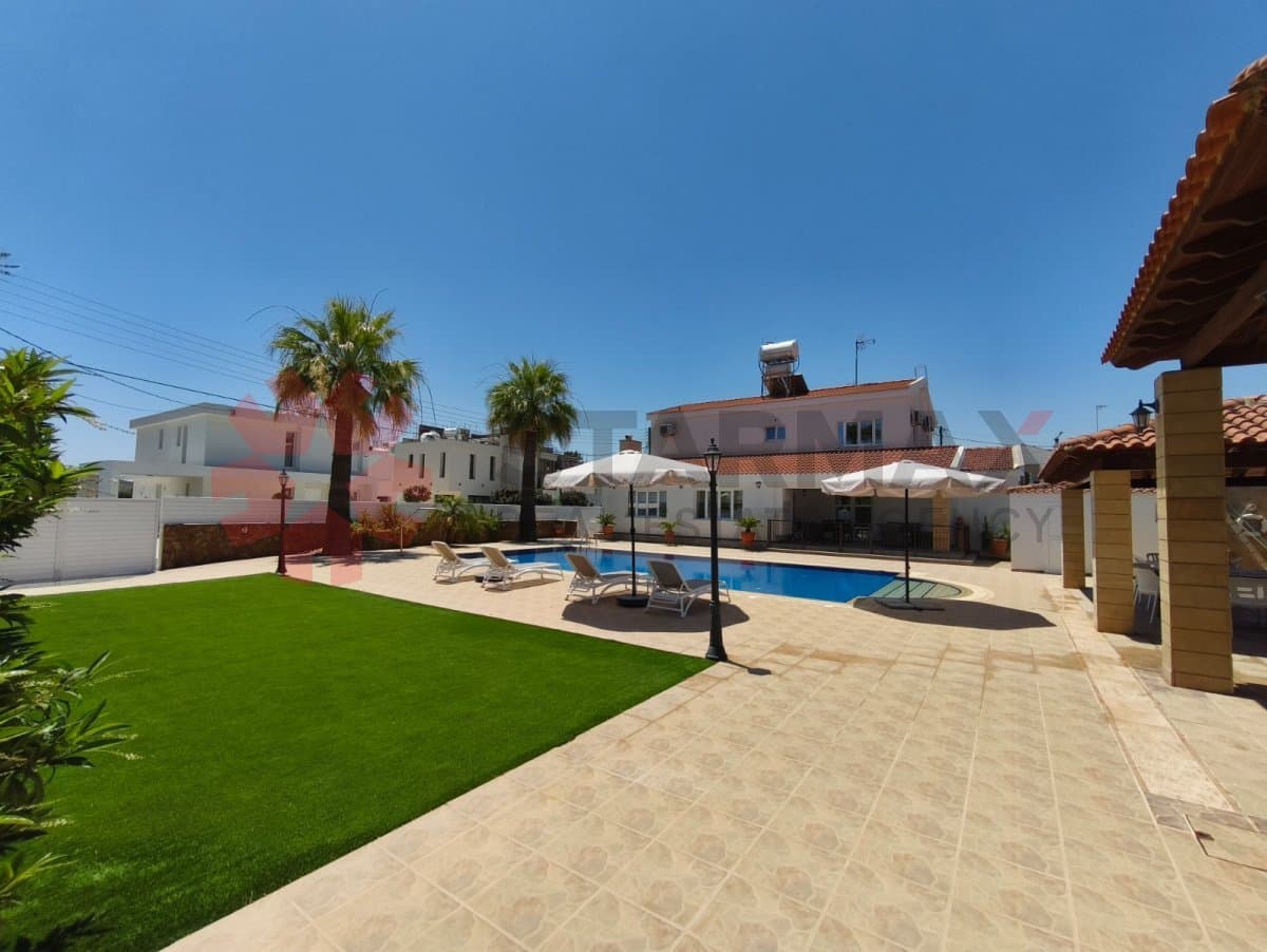 Luxury 5 Bedroom Villa for Sale in Aradippou, Larnaca