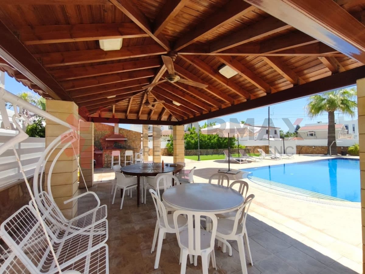 Luxury 5 Bedroom Villa for Sale in Aradippou, Larnaca