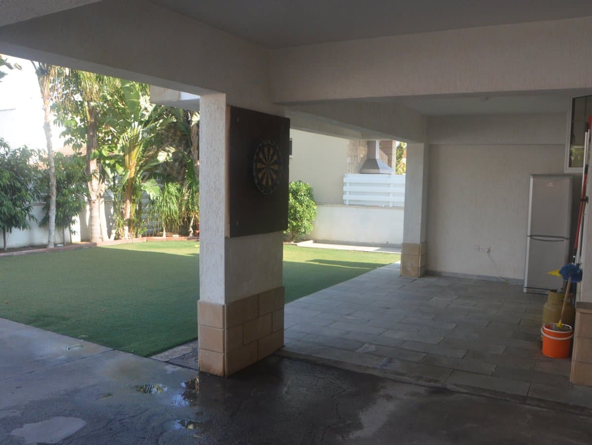 Luxury 5 Bedroom House for Sale in Aradippou, Larnaca
