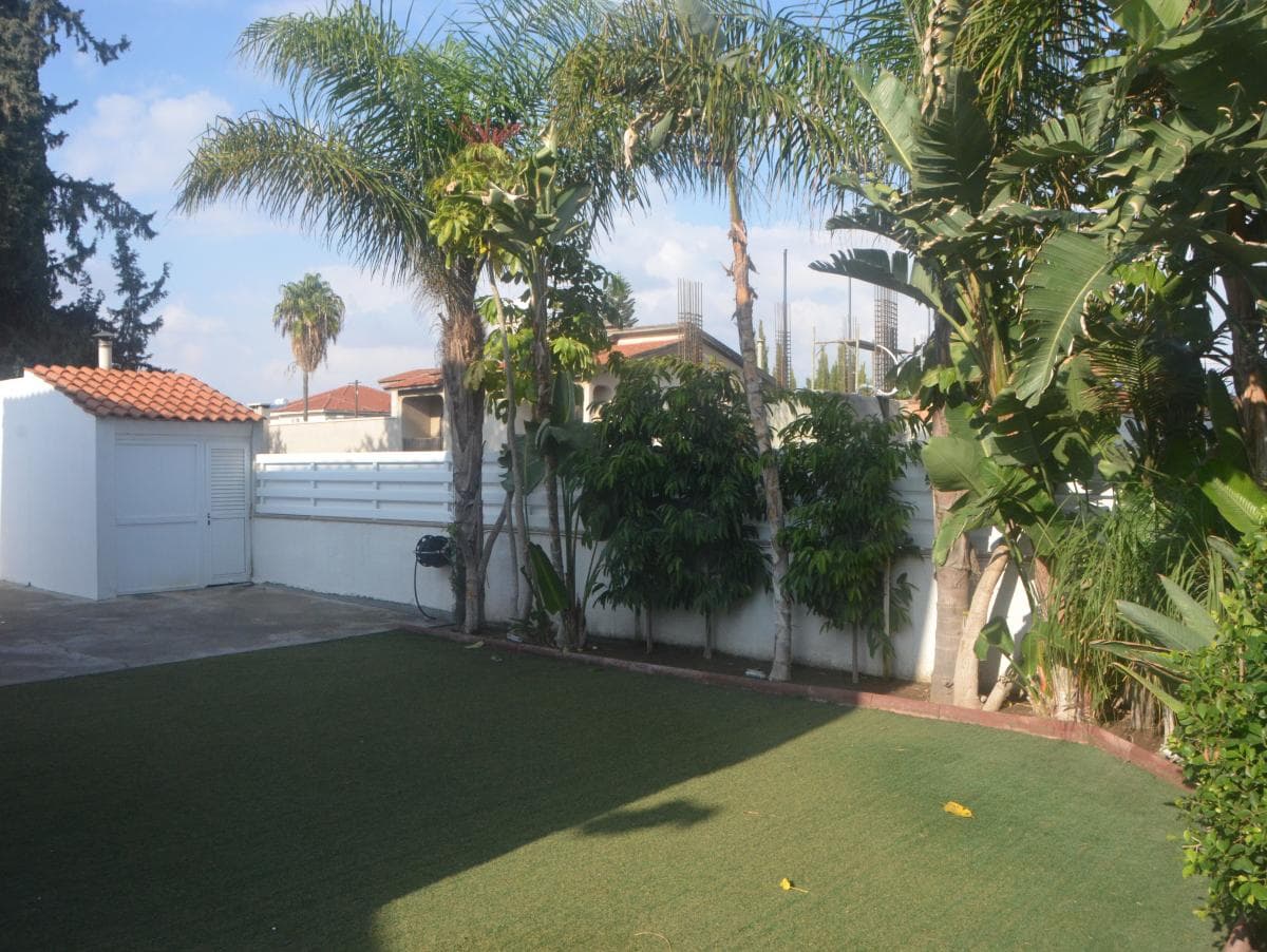Luxury 5 Bedroom House for Sale in Aradippou, Larnaca