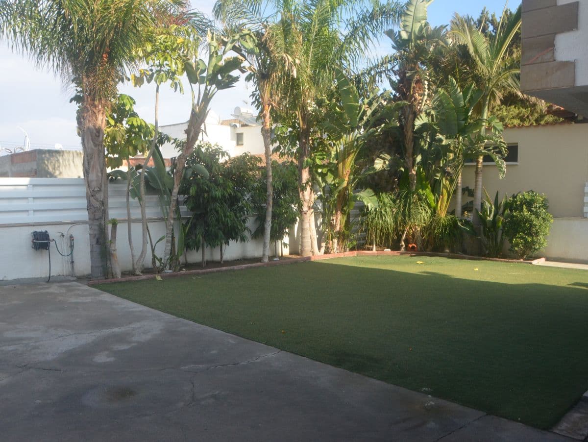Luxury 5 Bedroom House for Sale in Aradippou, Larnaca